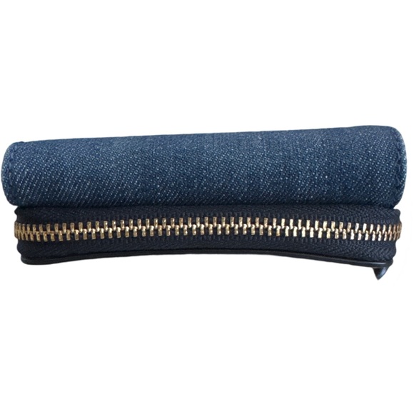 COACH Small Trifold Wallet - Picture 6 of 10